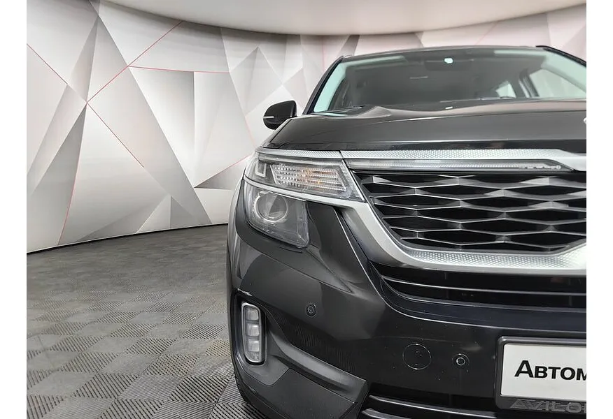 Kia Seltos 1.6 MPI AT 4WD (121 л.с.) Style Черный в АВИЛОН. Слайд №10