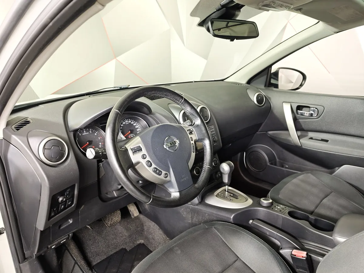 Nissan Qashqai + 2 2.0 CVT AWD (141 л.с.) Белый в АВИЛОН. Слайд №17