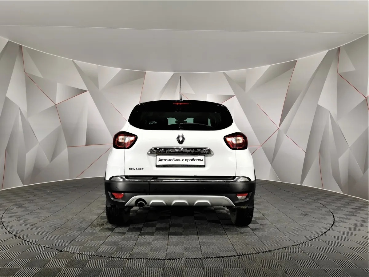 Renault Kaptur 2.0 AT AWD (143 л.с.) Коричневый в АВИЛОН. Слайд №8