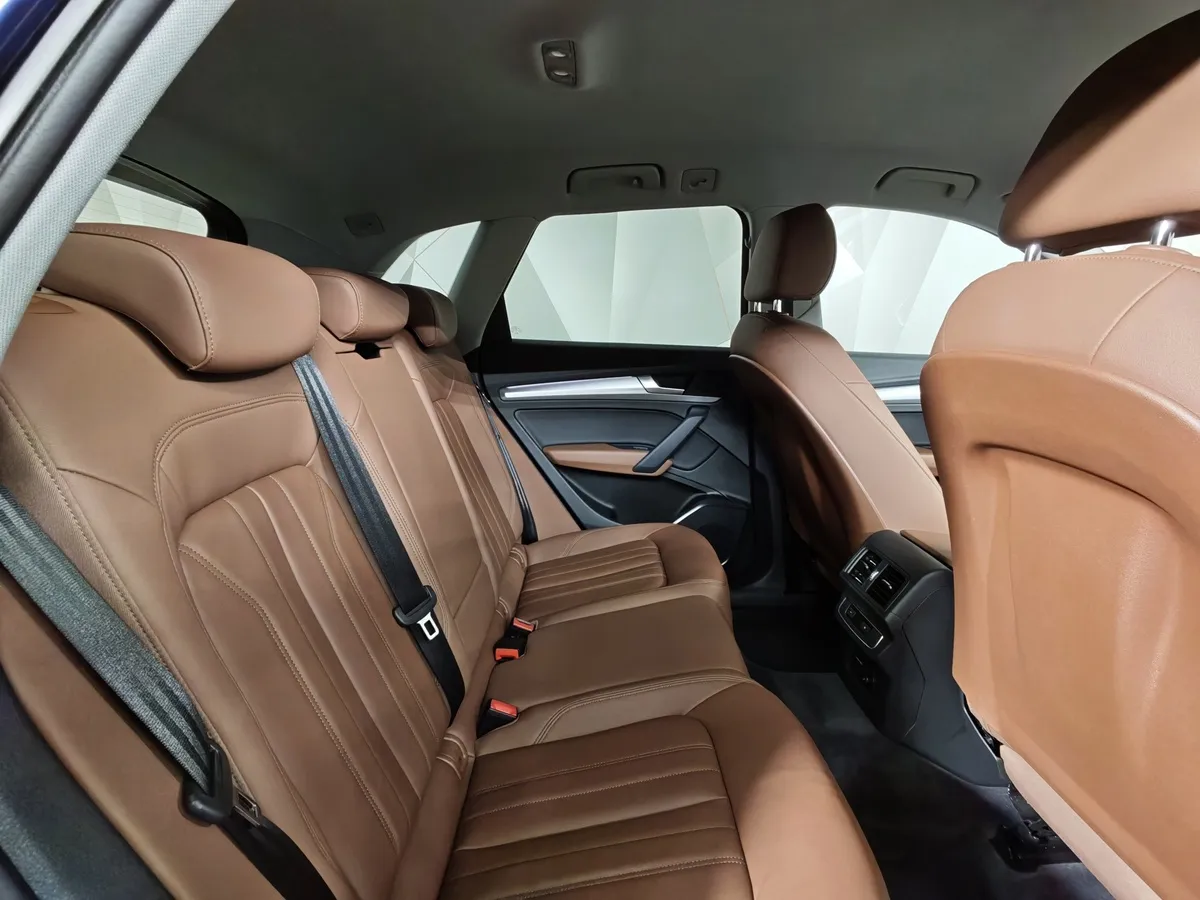 Audi Q5 2.0 TFSI S tronic quattro (249 л.с.) Синий в АВИЛОН. Слайд №15
