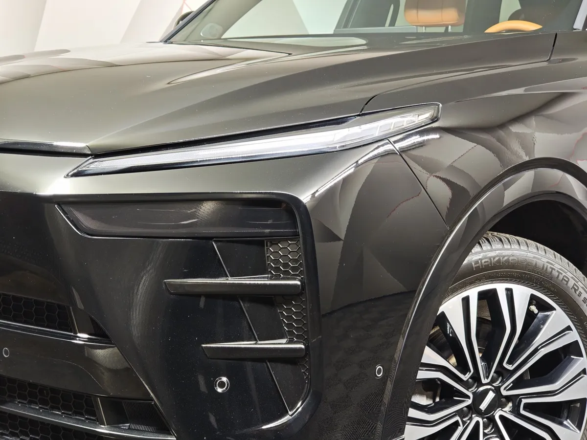WEY 07 1.5 PHEV DHT AT 4WD (517 л.с.) Premium Черный в АВИЛОН. Слайд №10