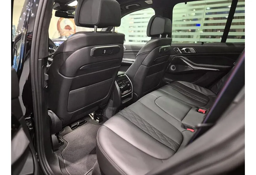 BMW X5 xDrive40d Steptronic (352 л.с.) Черный в АВИЛОН. Слайд №8