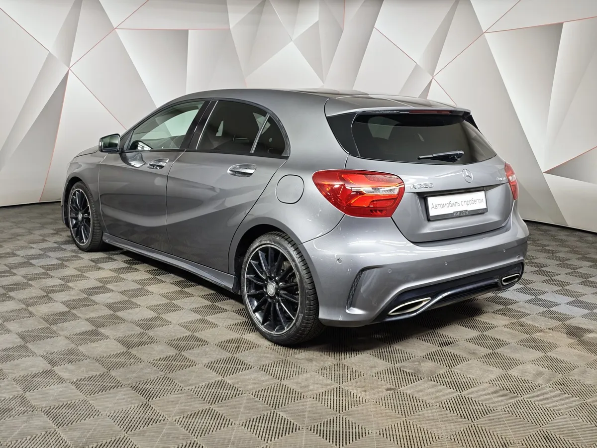 Mercedes-Benz A-Класс A 220 4MATIC (184 л.с.) Особая серия Серый в АВИЛОН. Слайд №4