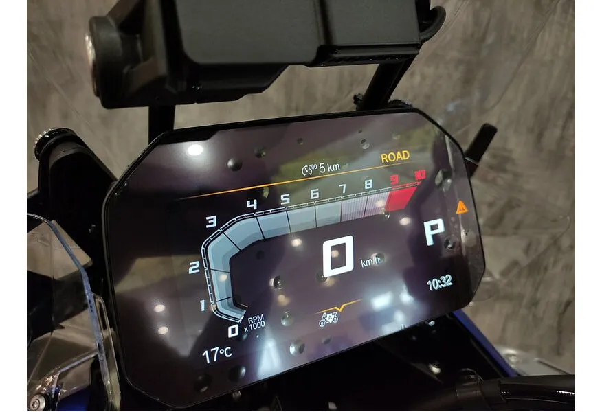 АВИЛОН - BMW Motorrad R 1300 GS Adventure R 1300 GS Adventure 1300 см³ (145) 1300 Синий - slide 6