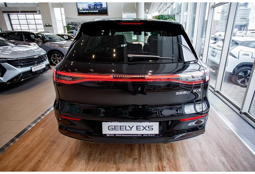 Geely EX5 AT (218 л.с.) Max Черный в АВИЛОН. Слайд №5