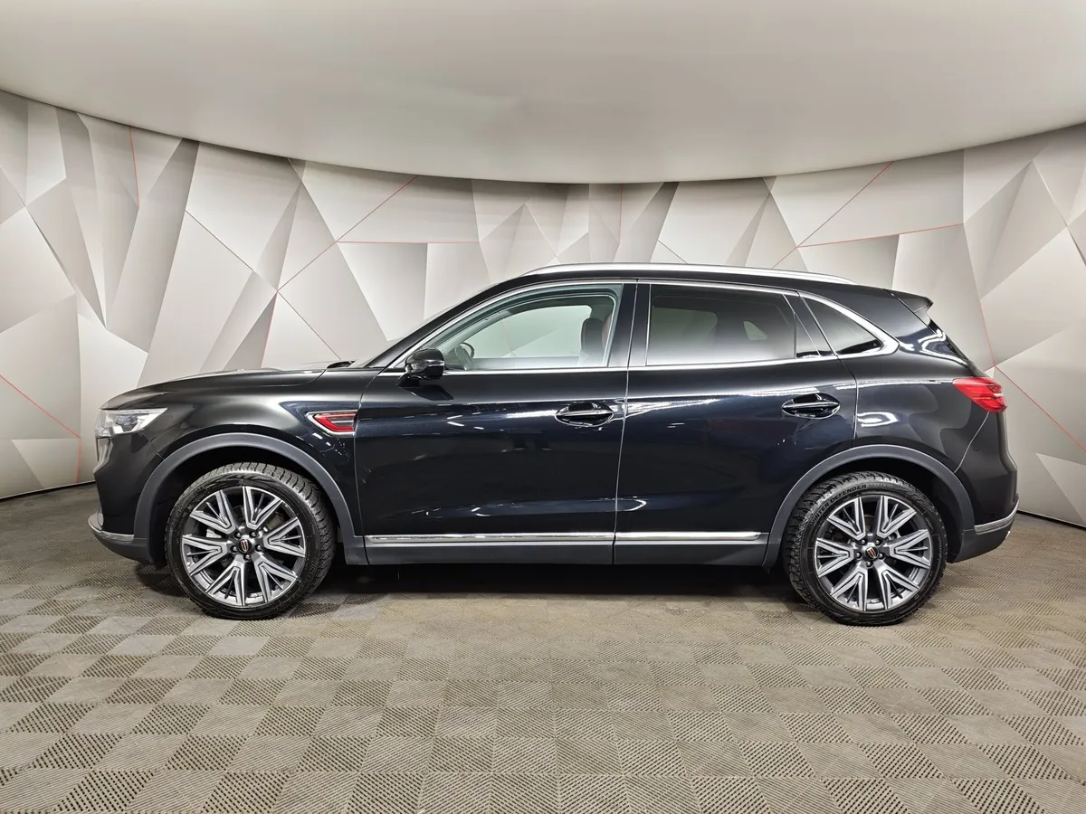 Hongqi HS5 2.0 AT 4WD (224 л.с.) Комфорт Черный в АВИЛОН. Слайд №5