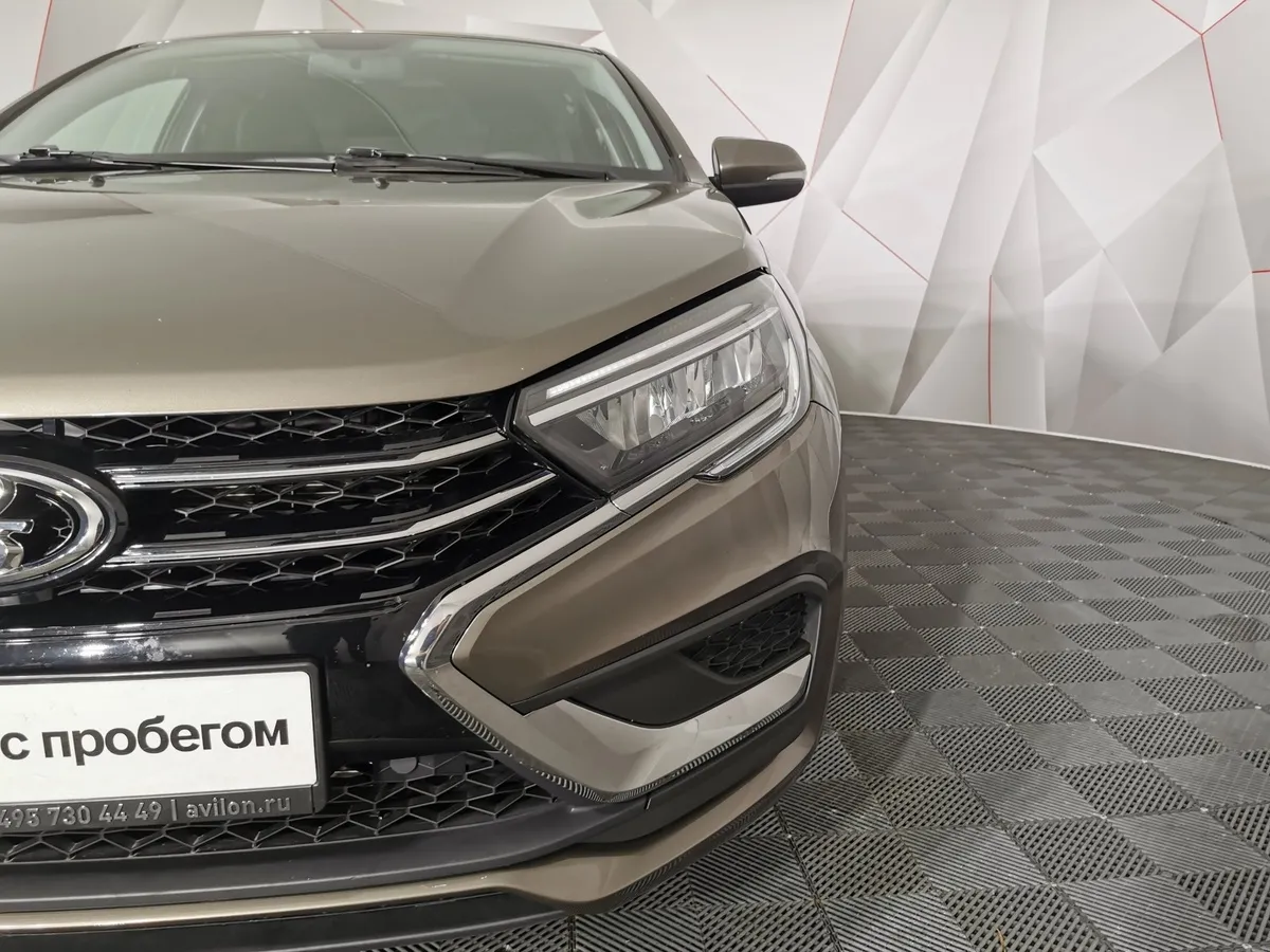 ВАЗ (Lada) Vesta 1.8 MT (122 л.с.) Коричневый в АВИЛОН. Слайд №10