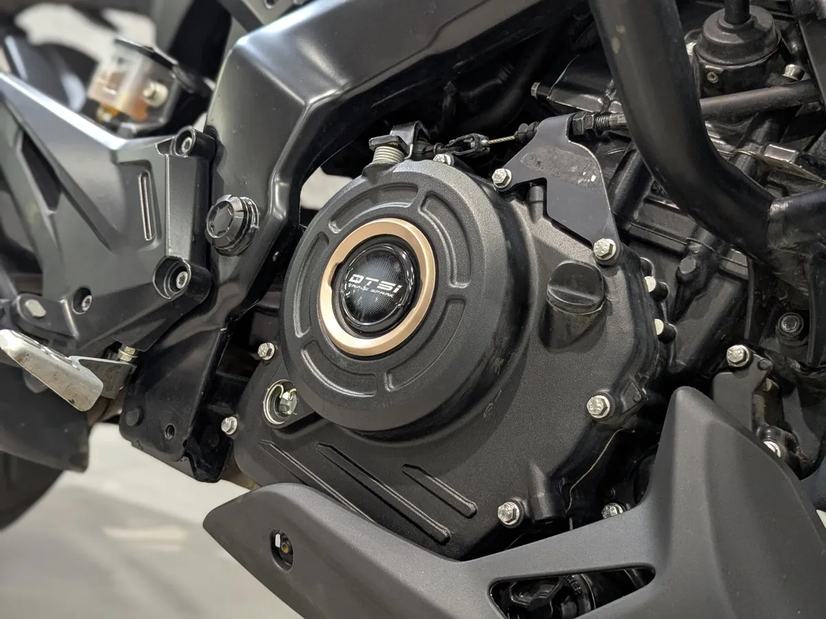 BAJAJ Dominar 400 400 см³ (40 л.с.) 400 Зеленый в АВИЛОН. Слайд №7
