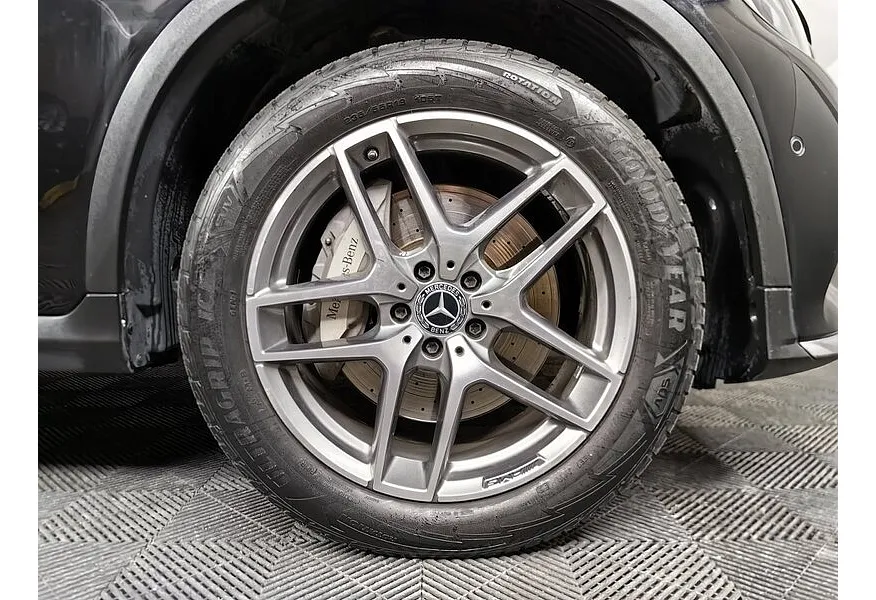 Mercedes-Benz GLC 250 d 9G-TRONIC 4MATIC (204 л.с.) Sport Черный в АВИЛОН. Слайд №9