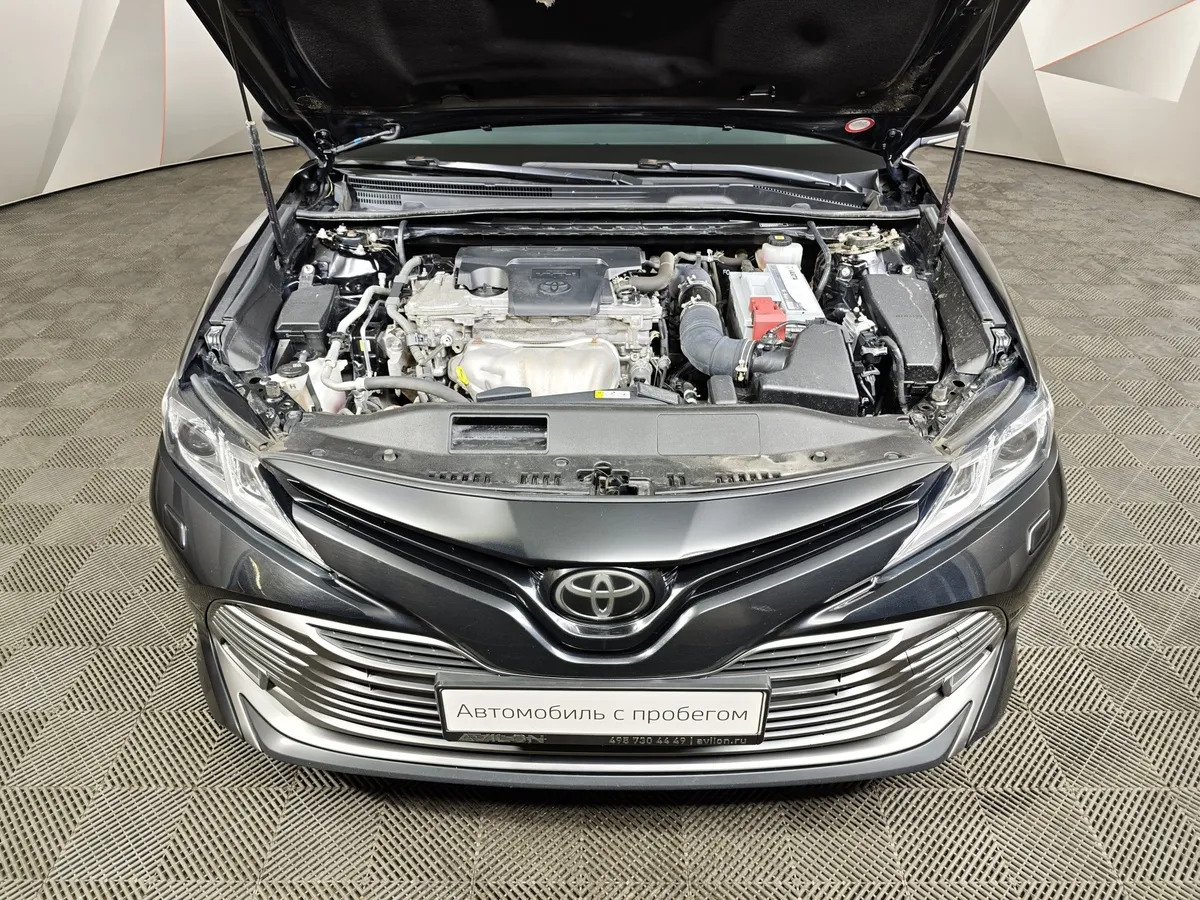Toyota Camry 2.5 AT (181 л.с.) Черный в АВИЛОН. Слайд №10