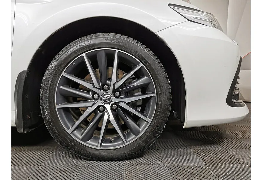 Toyota Camry 2.5 AT (200 л.с.) Белый в АВИЛОН. Слайд №16