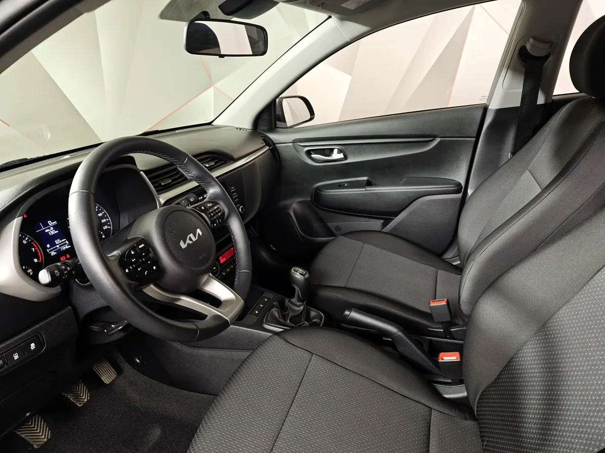 Solaris KRX 1.6 MT (123 л.с.) Luxe Серый в АВИЛОН. Слайд №19