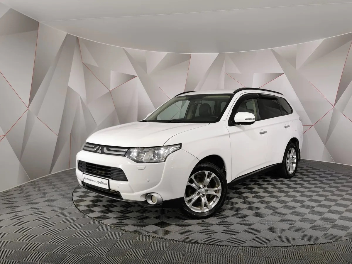 АВИЛОН - Mitsubishi Outlander 2.4 MIVEC CVT 4WD (167 л.с.) Instyle Белый - slide 9991852