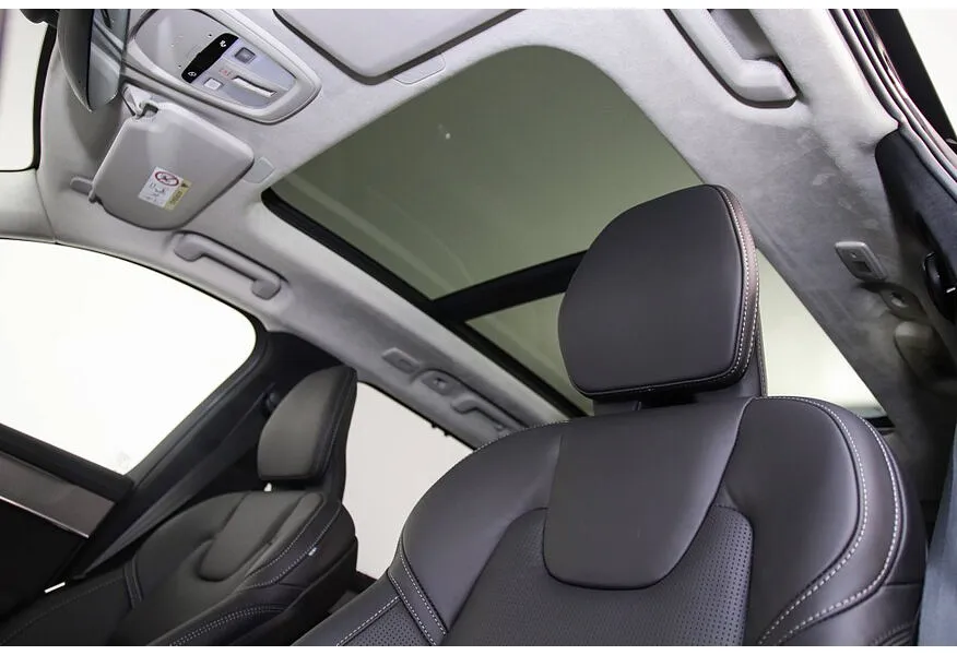 АВИЛОН - Volvo XC90 2.0 B5 mild hybrid AT AWD (7 мест) (250 л.с.) Ultra Bright Черный - slide 16