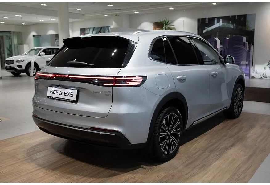 Geely EX5 AT (218 л.с.) Max Серебристый в АВИЛОН. Слайд №7