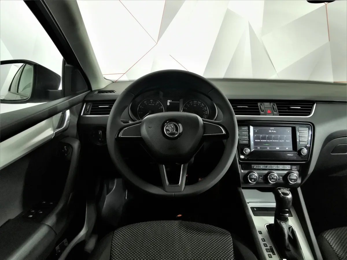 Skoda Octavia 1.4 TSI DSG (150 л.с.) Ambition Коричневый в АВИЛОН. Слайд №19