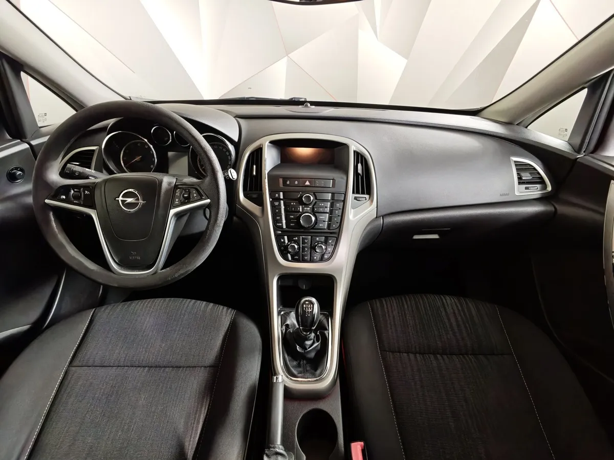 Opel Astra 1.6 MT (115 л.с.) Белый в АВИЛОН. Слайд №14