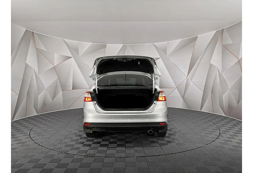 Ford Focus 2.0 PowerShift (150 л.с.) Trend Серебристый в АВИЛОН. Слайд №12