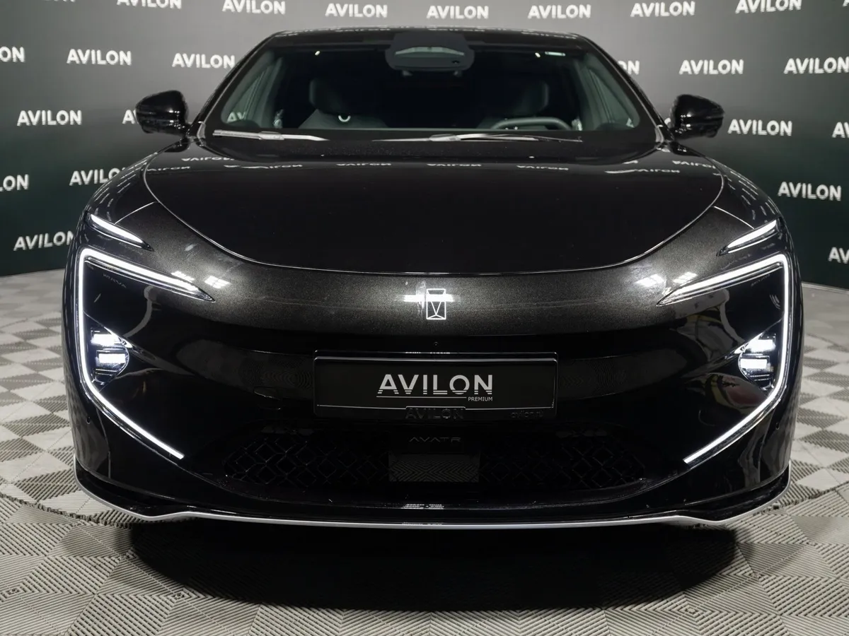 Avatr 12 AT 4WD (578 л.с.) Dual Motor Dynamic Черный в АВИЛОН. Слайд №5