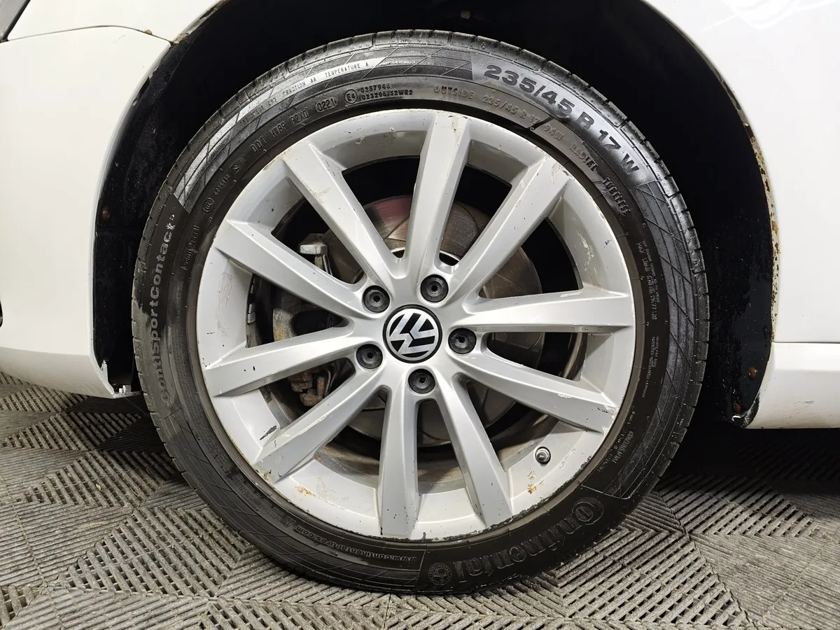 Volkswagen Passat 1.8 TSI DSG (152 л.с.) Comfortline Белый в АВИЛОН. Слайд №9