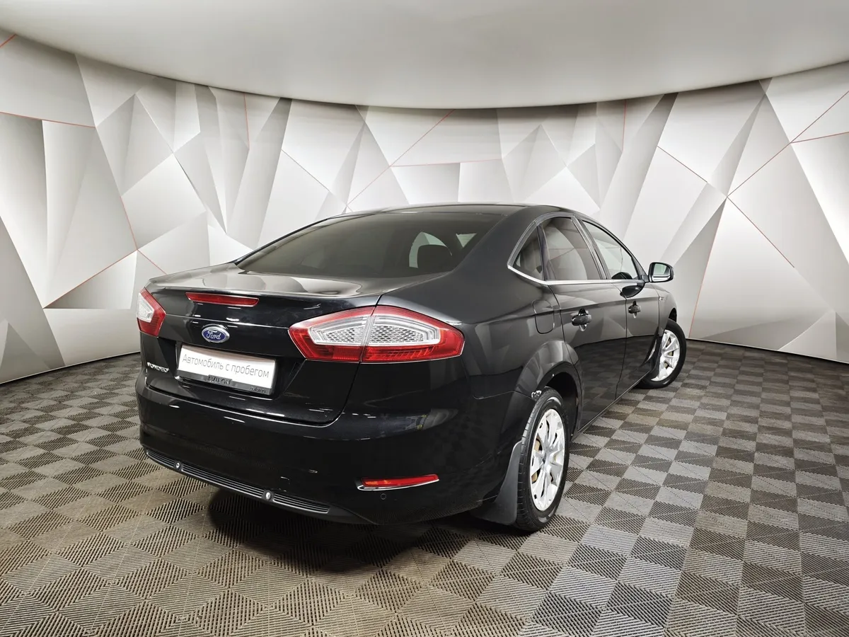 Ford Mondeo 2.0 MT (145 л.с.) Черный в АВИЛОН. Слайд №2