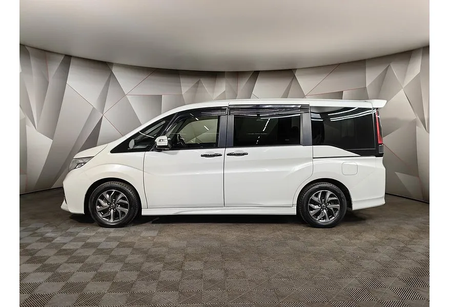 Honda Stepwgn 1.5 CVT 4WD (150 л.с.) Белый в АВИЛОН. Слайд №5