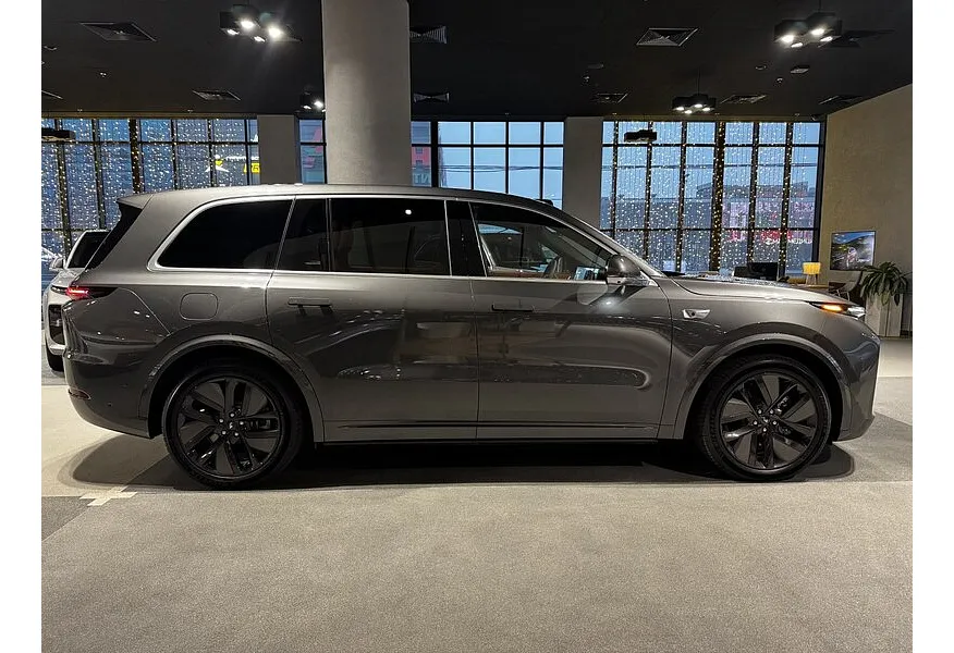 АВИЛОН - Li Auto L9 1.5 AT 4WD (449 л.с.) Max Серый - slide 9505869