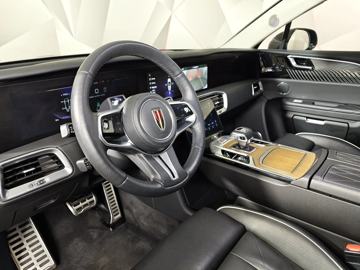 Hongqi E-HS9 AT 4WD (551 л.с.) 6 мест Делюкс Черный в АВИЛОН. Слайд №15