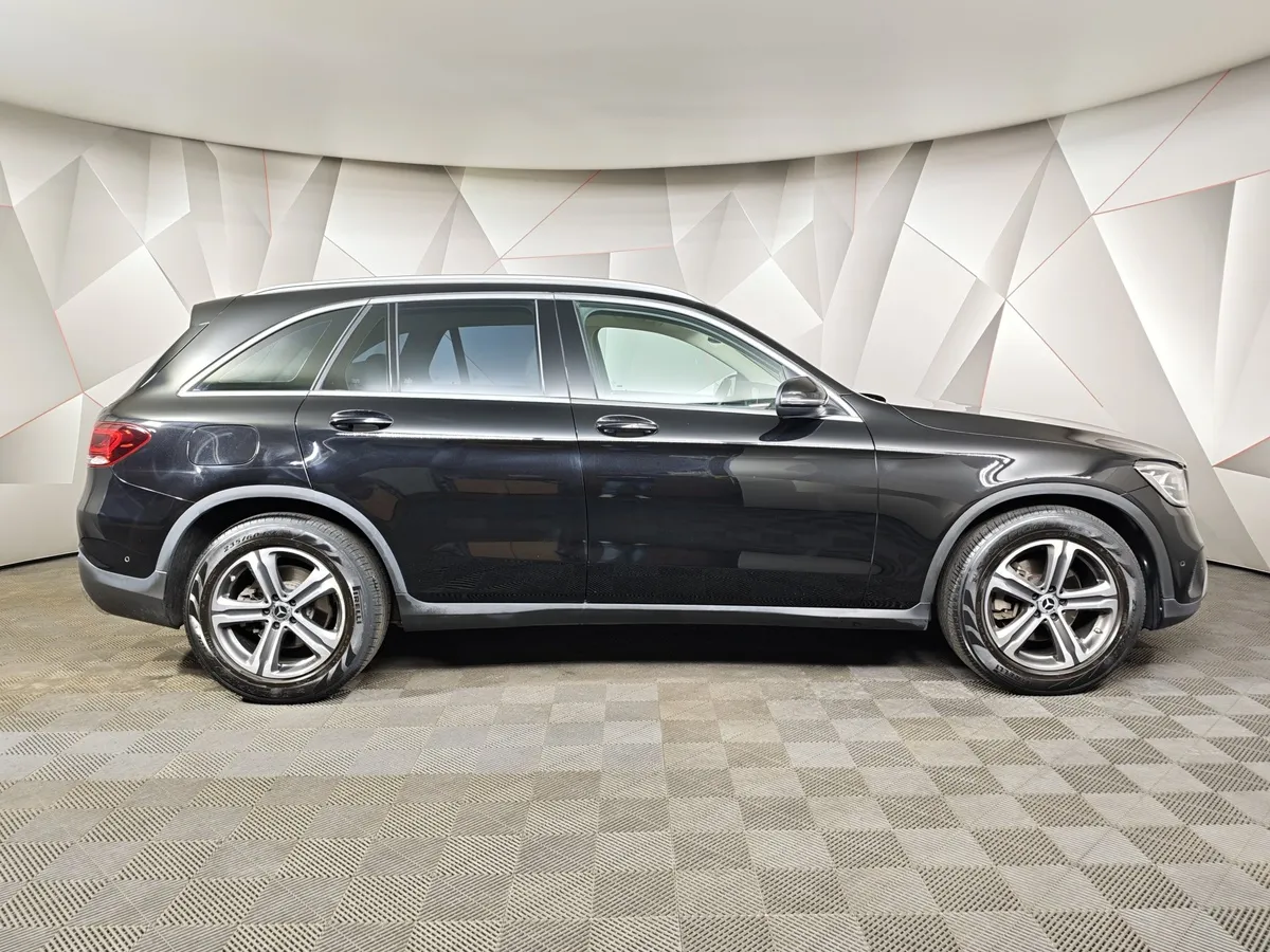 Mercedes-Benz GLC 200 9G-TRONIC 4MATIC (197 л.с.) Premium (Локальная сборка) Черный в АВИЛОН. Слайд №6