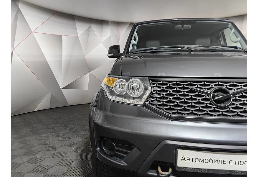 УАЗ Patriot 2.7 MT 4WD (150 л.с.) Максимум Серый в АВИЛОН. Слайд №10