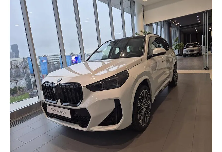 АВИЛОН - BMW X1 xDrive25 Li (204 л.с.) Белый - slide 9495625