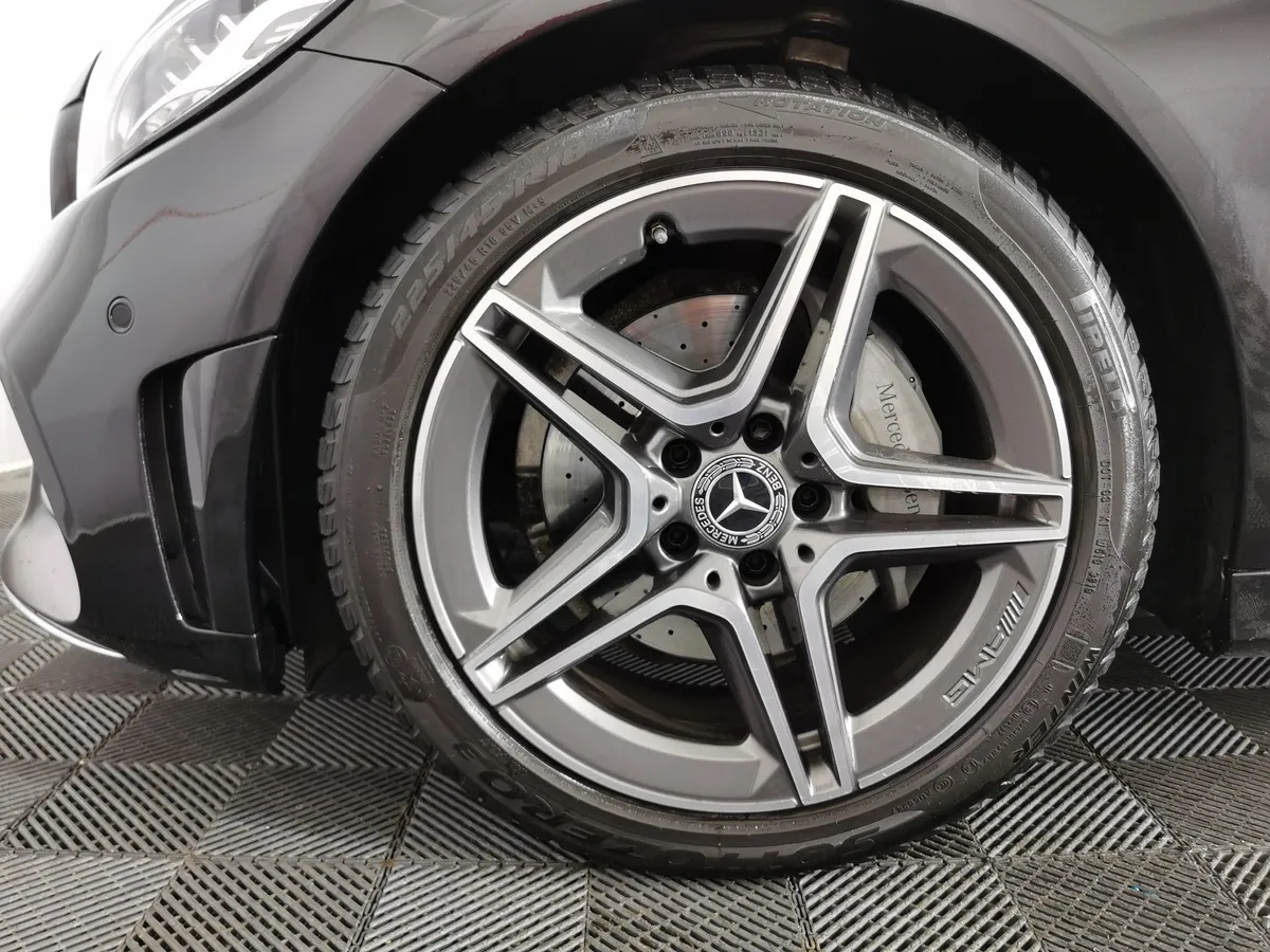 Mercedes-Benz C-Класс C 180 9G-TRONIC (150 л.с.) Sport Черный в АВИЛОН. Слайд №9