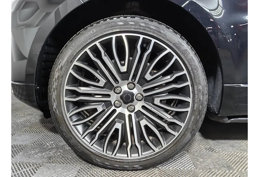 Land Rover Range Rover Sport 3.0 TDV6 AT AWD (249 л.с.) HSE Dynamic Черный в АВИЛОН. Слайд №9