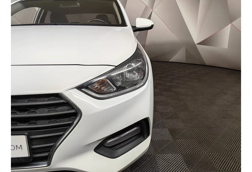 АВИЛОН - Hyundai Solaris 1.4 AT (100 л.с.) Comfort Белый - slide 15