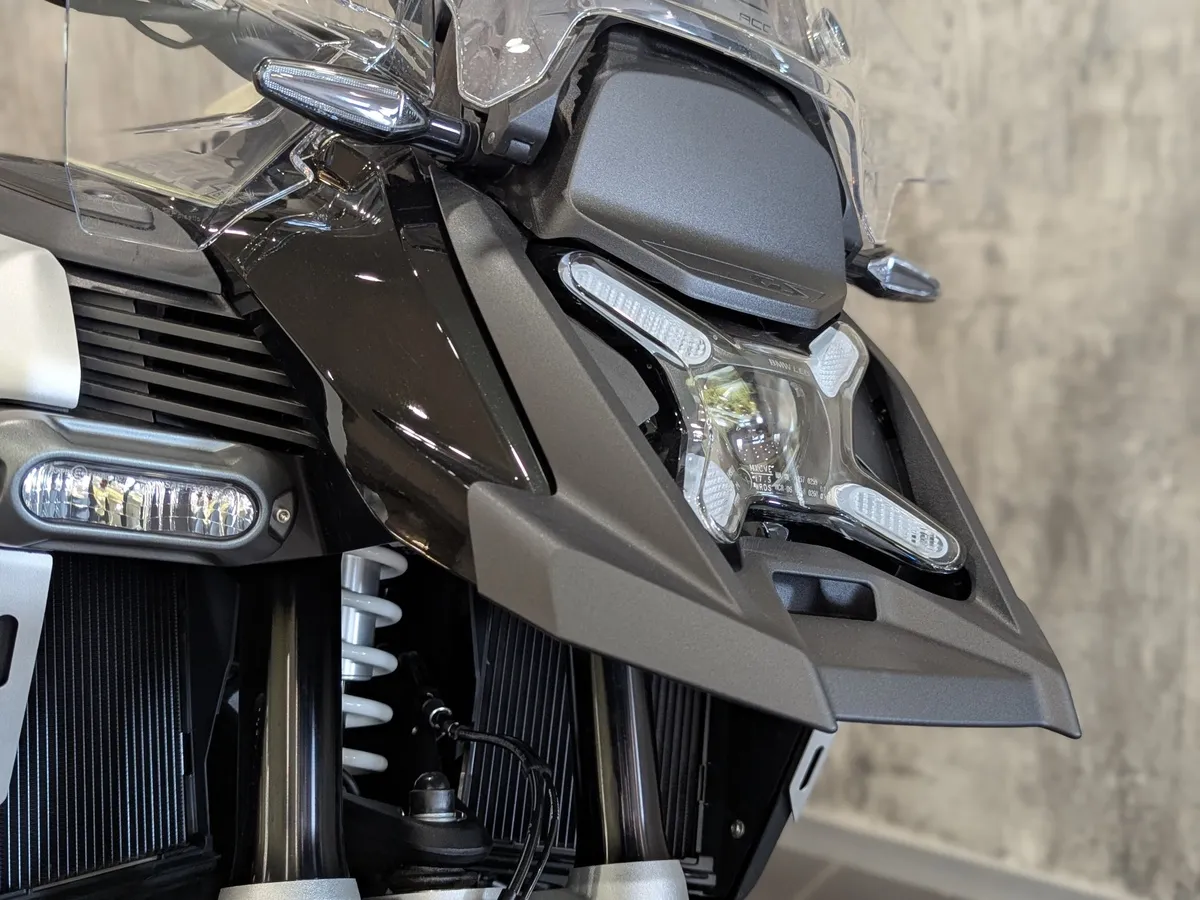 BMW Motorrad R 1300 GS Adventure R 1300 GS Adventure 1300 см³ (145) 1300 Черный в АВИЛОН. Слайд №7