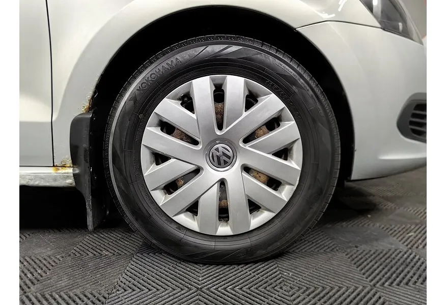 АВИЛОН - Volkswagen Polo 1.6 Tiptronic (105 л.с.) Comfortline Серебристый - slide 13