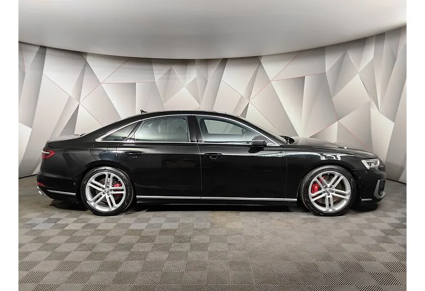 Audi S8 4.0 TFSI Quattro Tiptronic (571 л.с.) Черный в АВИЛОН. Слайд №6