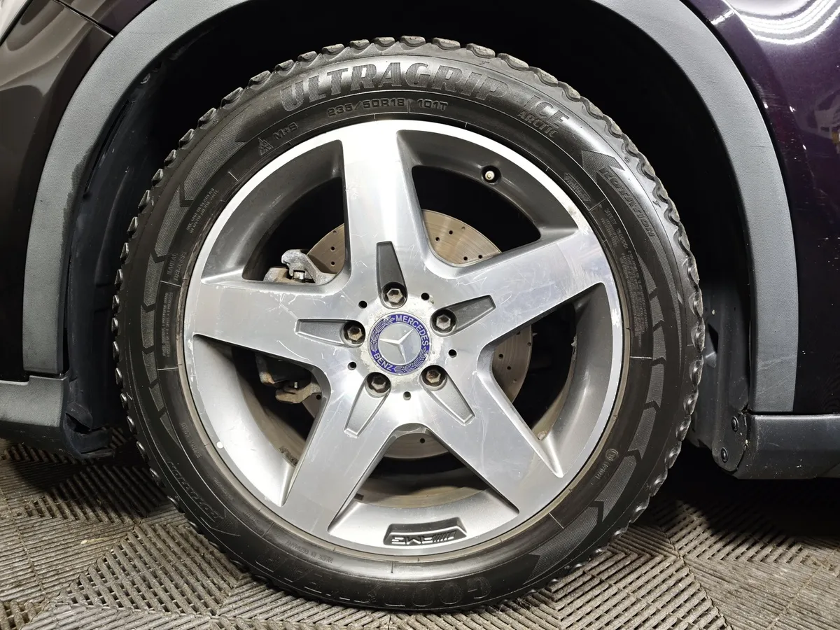 Mercedes-Benz GLA 250 7G-DCT 4MATIC (211 л.с.) Особая серия Фиолетовый в АВИЛОН. Слайд №9
