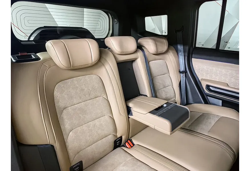 JETOUR T2 2.0T 7DCT AWD (245 л.с.) Expedition Коричневый в АВИЛОН. Слайд №10