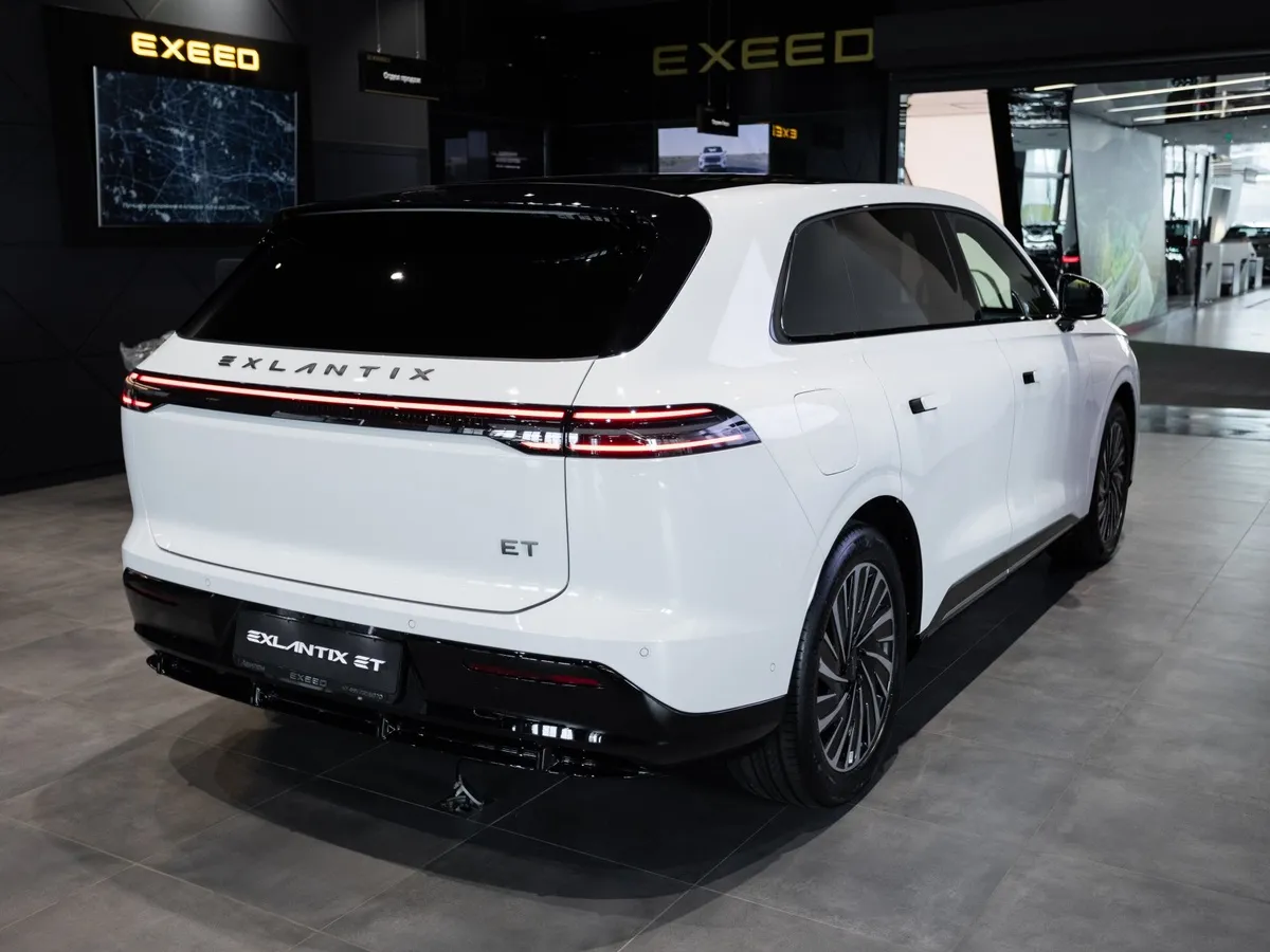 ESTEO Exlantix ET 1.5 AT 4WD (469 л.с.) Белый в АВИЛОН. Слайд №6