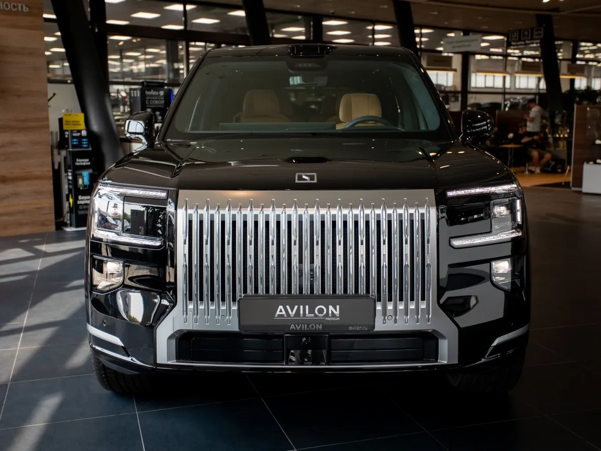 Zeekr 9X 2.0h AT 4WD (1177 л.с.) Hyper Черный в АВИЛОН. Слайд №5