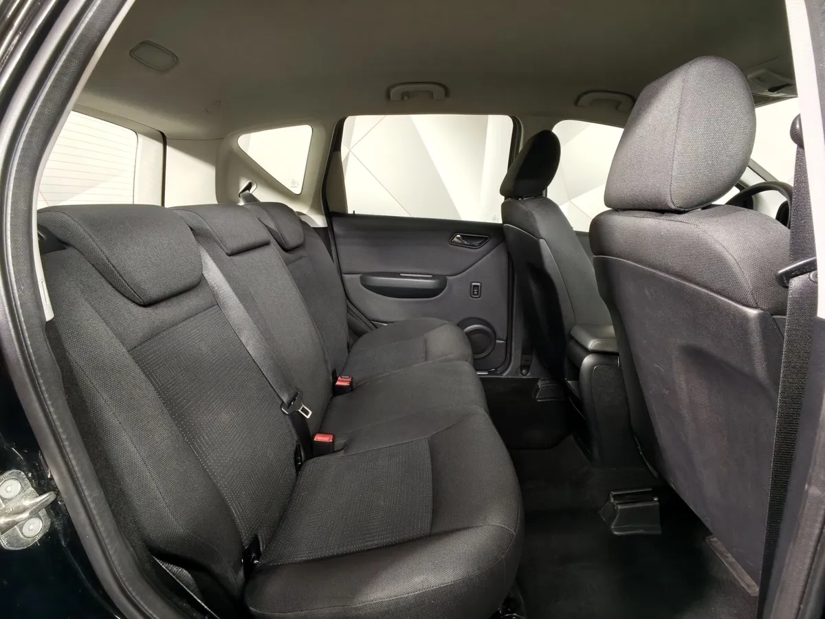 Mercedes-Benz A-Класс A 180 Autotronic (116 л.с.) Черный в АВИЛОН. Слайд №13
