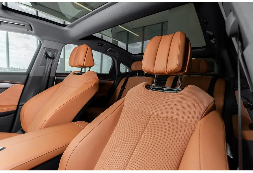 Voyah Passion 1.5 AT AWD (530 л.с.) Executive Черный в АВИЛОН. Слайд №5