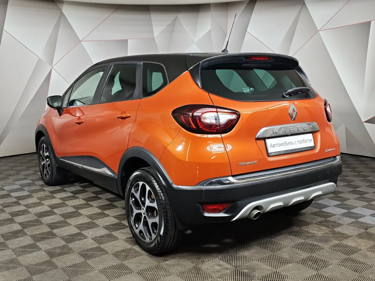 Renault Kaptur 1.6 X-tronic (114 л.с.) Life Оранжевый в АВИЛОН. Слайд №4