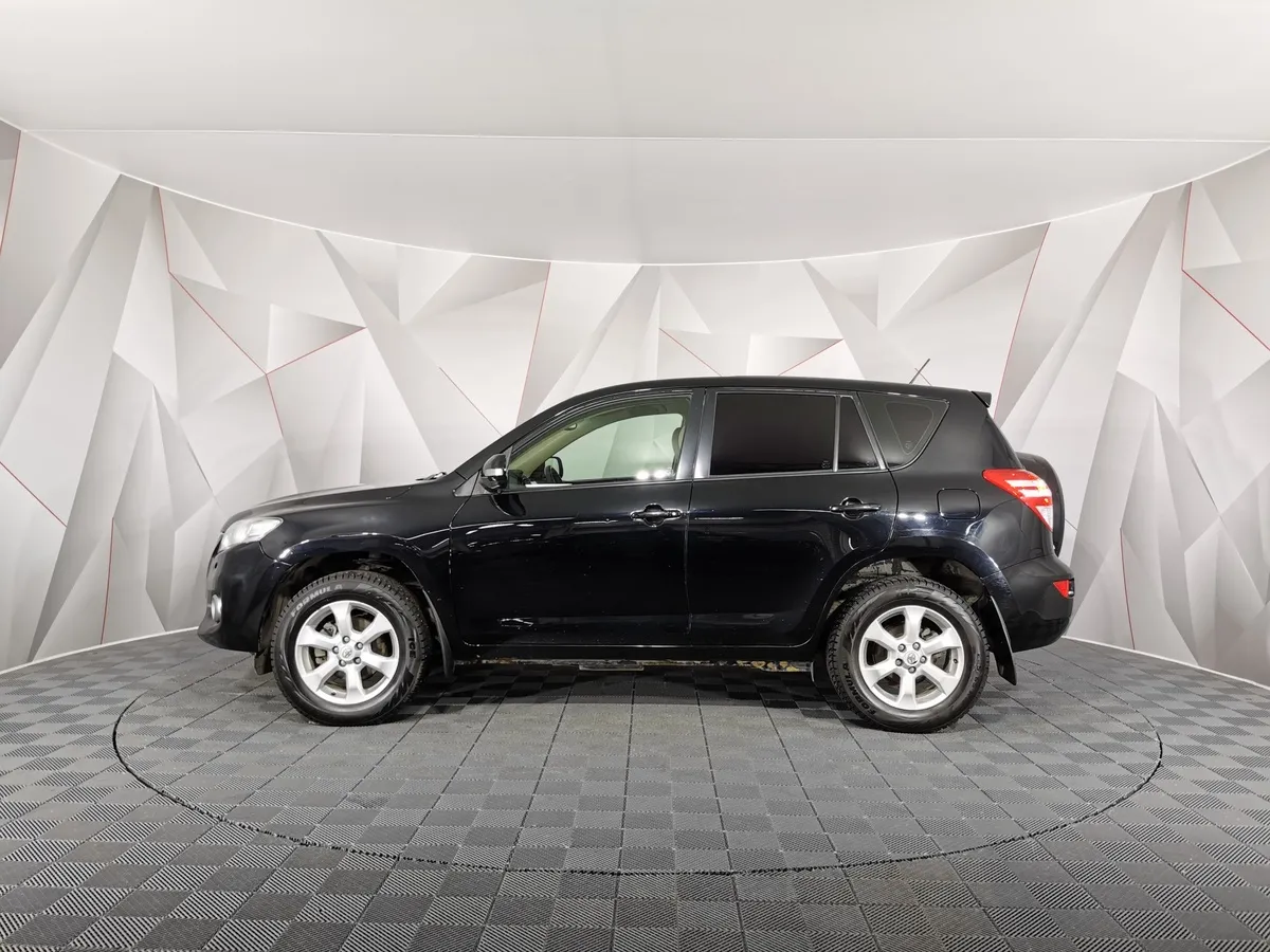 Toyota RAV4 2.0 AT (152 л.с.) Черный в АВИЛОН. Слайд №5