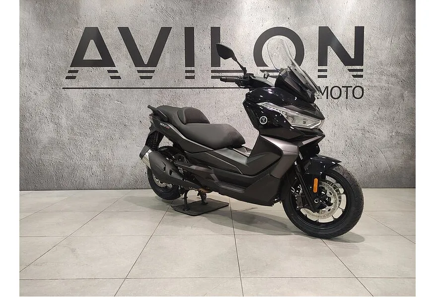 АВИЛОН - VOGE SR4 Max 350 см³ (28 л.с.) (28) 350 Черный - slide 1