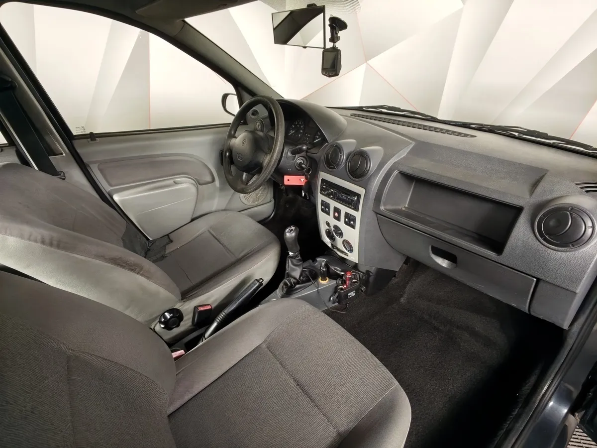 Renault Logan 1.6 MT (87 л.с.) Серый в АВИЛОН. Слайд №12