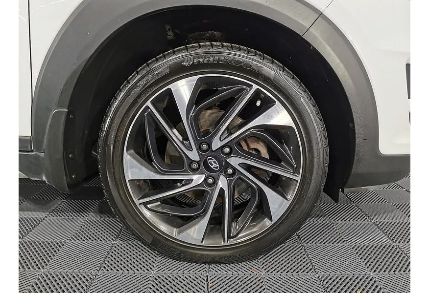 АВИЛОН - Hyundai Tucson 2.4 GDi 6AT 4WD (184 л.с.) WAY Белый - slide 15
