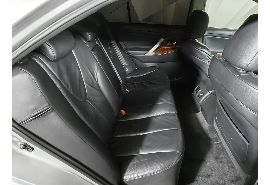 Toyota Camry 2.4 VVT-i AT (167 л.с.) Серебристый в АВИЛОН. Слайд №15