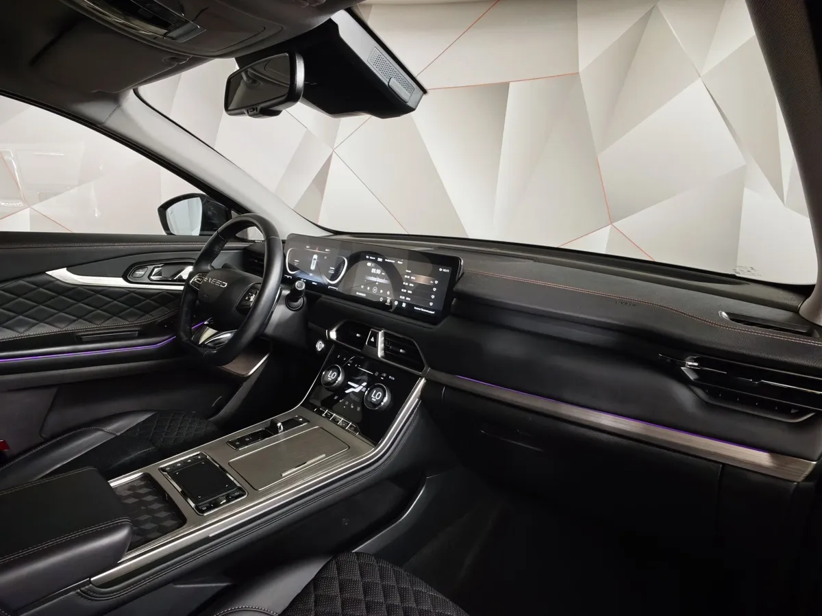 EXEED TXL 1.6 TGDI DCT7 AWD (186 л.с.) Luxury Черный в АВИЛОН. Слайд №12